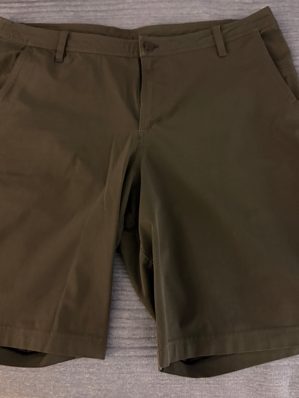 lululemon athletica men's dark olive flat-front shorts